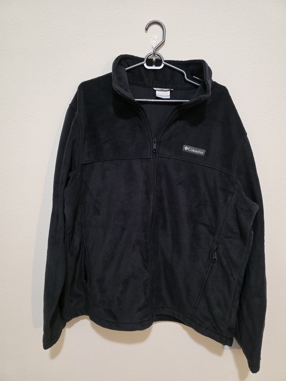 Columbia Black Full-Zip Lightweight Jacket